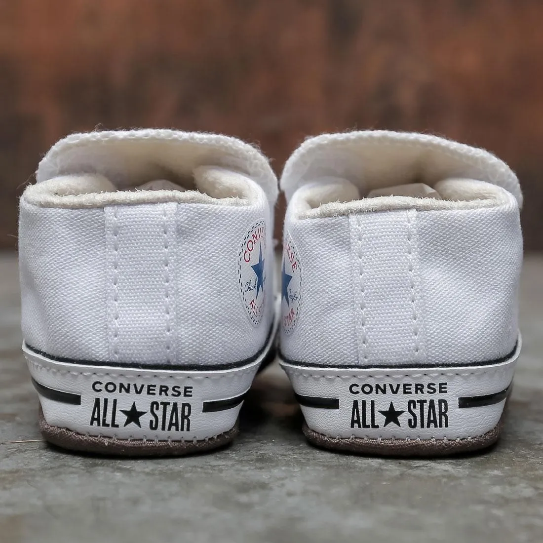 Converse Infants Chuck Taylor All Star Cribster Mid (white / natural ivory)