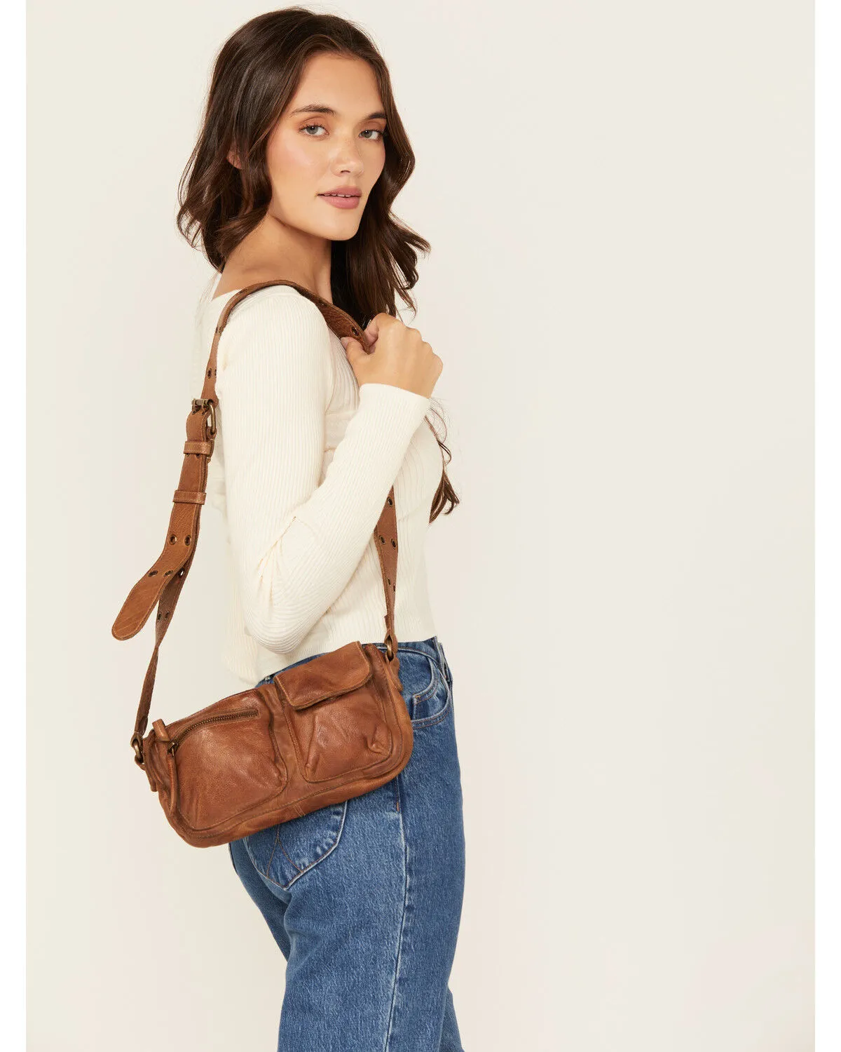 Free People Women's Wade Leather Crossbody Bag