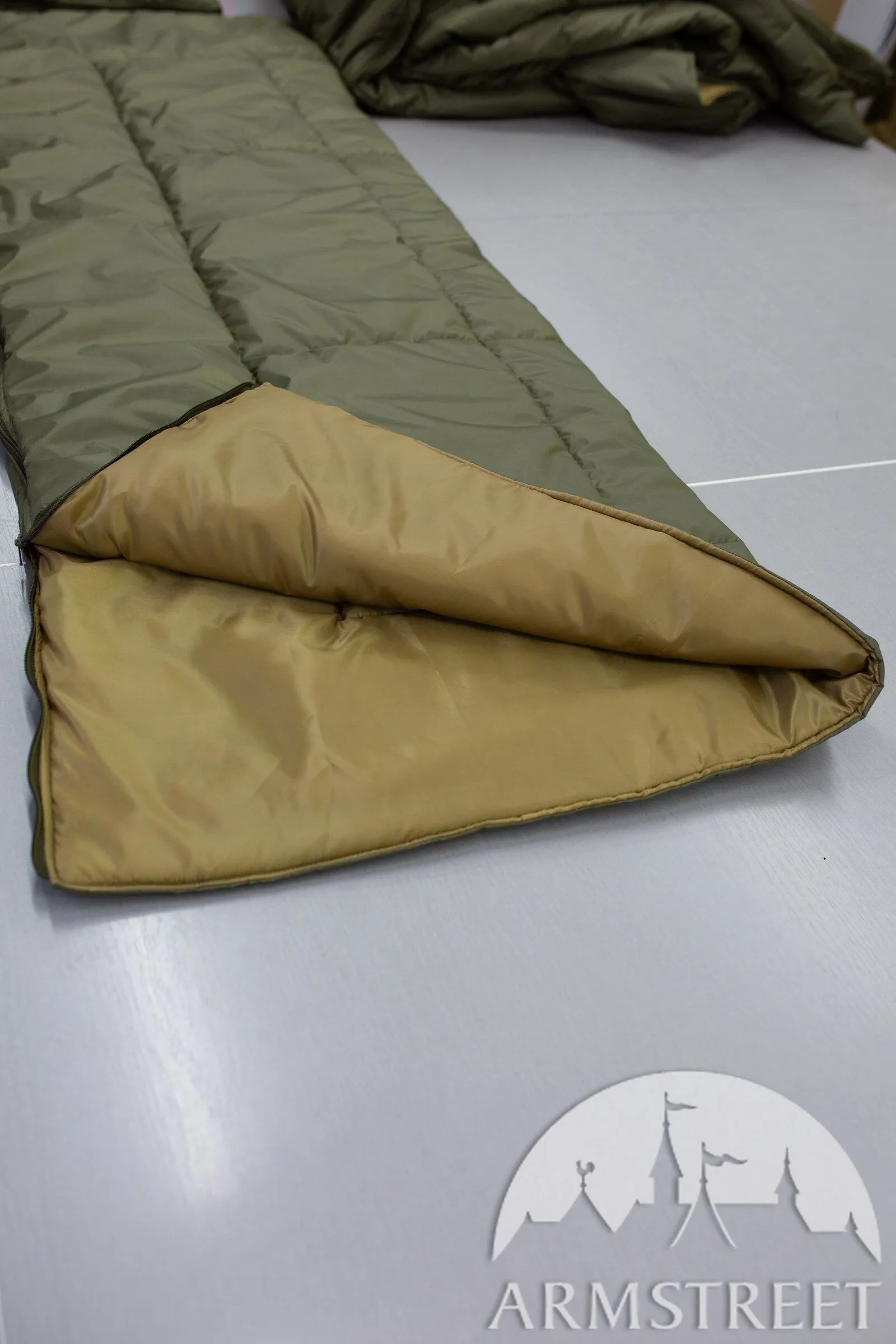 Heavy-duty sleeping bag