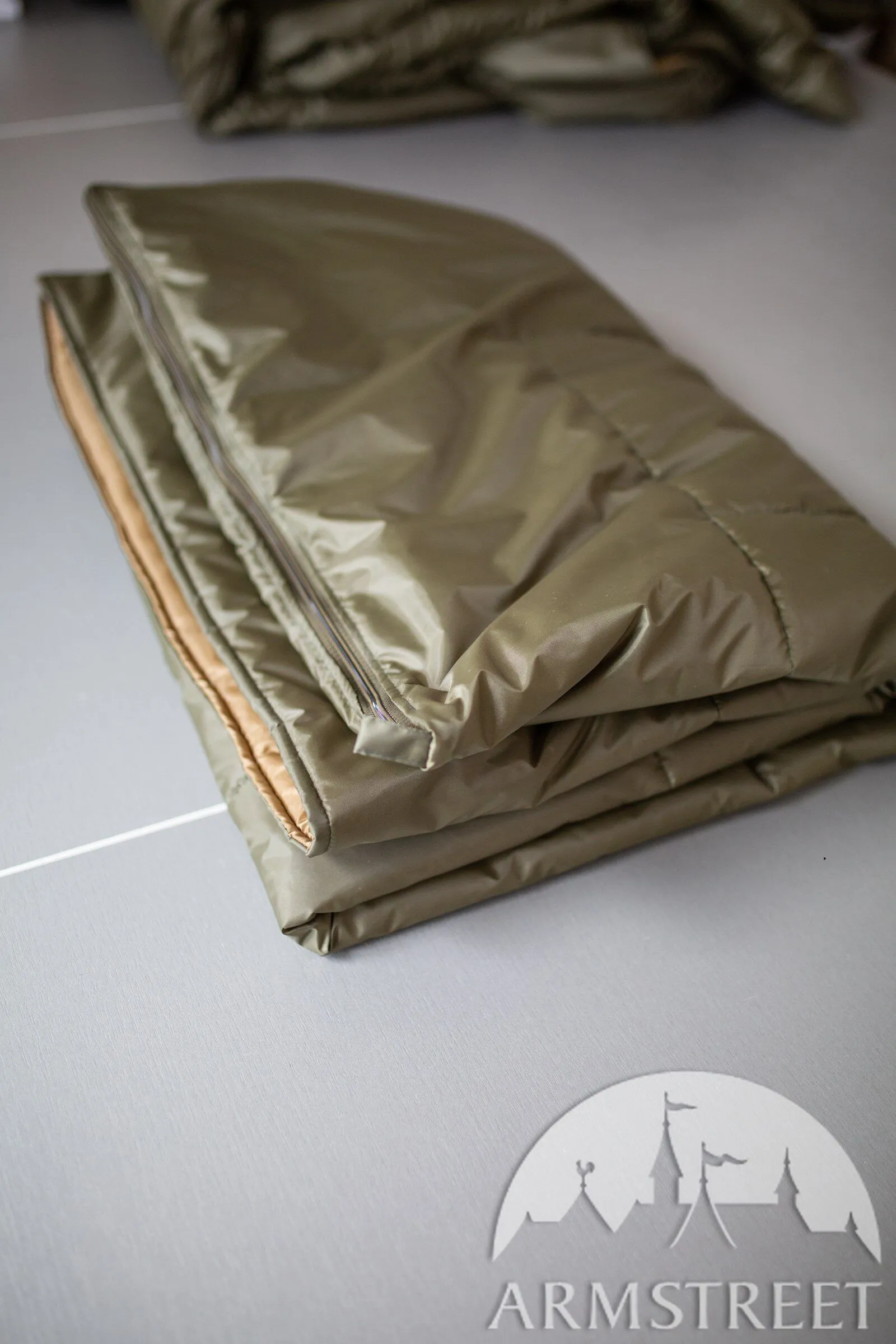 Heavy-duty sleeping bag