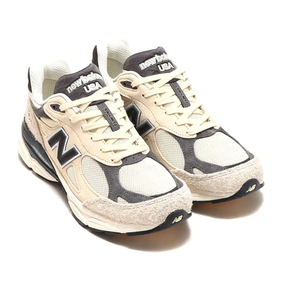 NEW BALANCE M990AD3