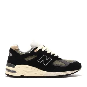 NEW BALANCE M990TE2