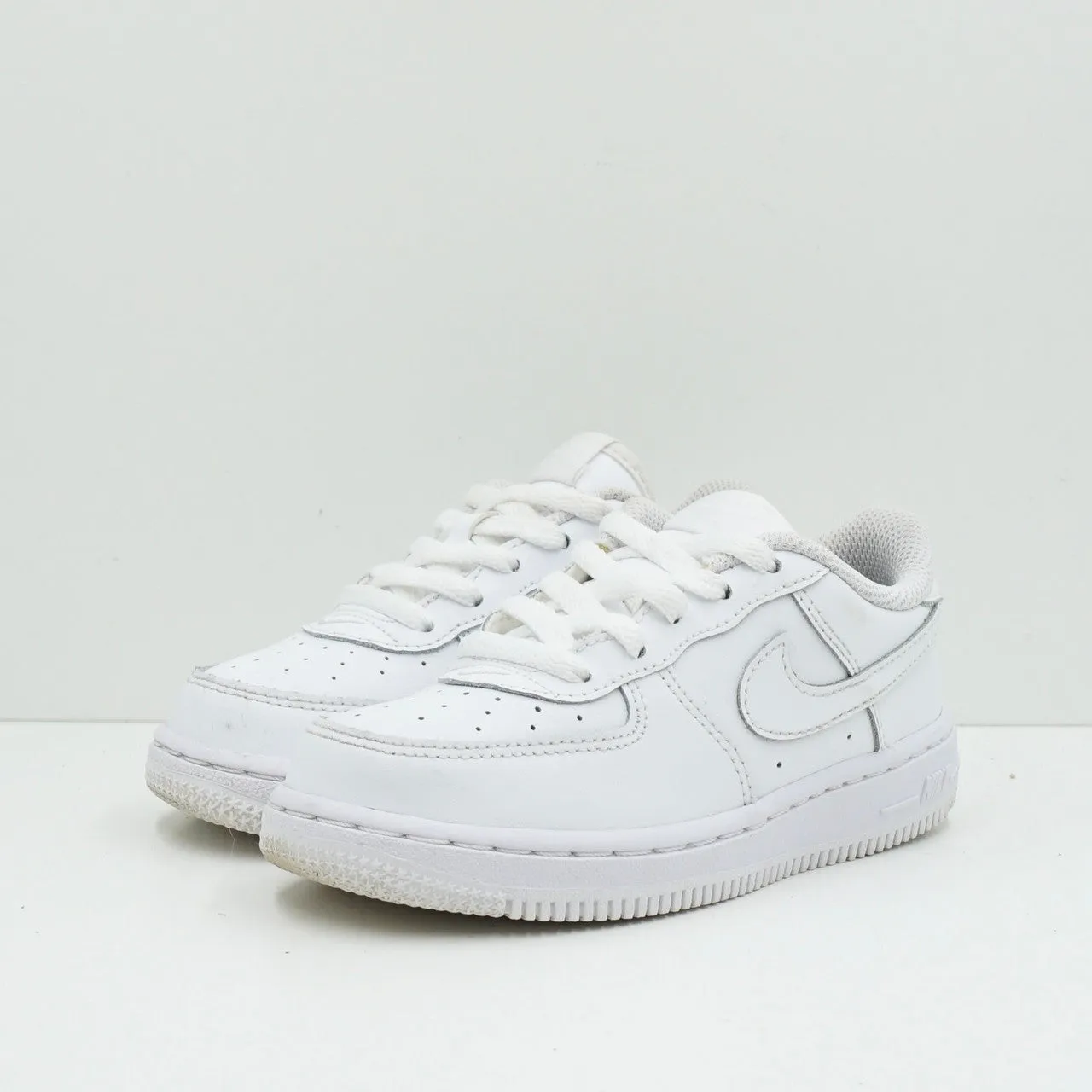 Nike Air Force 1 Triple White (TD)