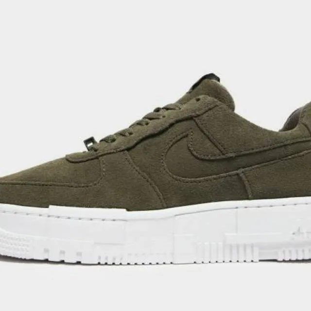 Nike WMNS Air Force 1 Low Pixel Dark Green