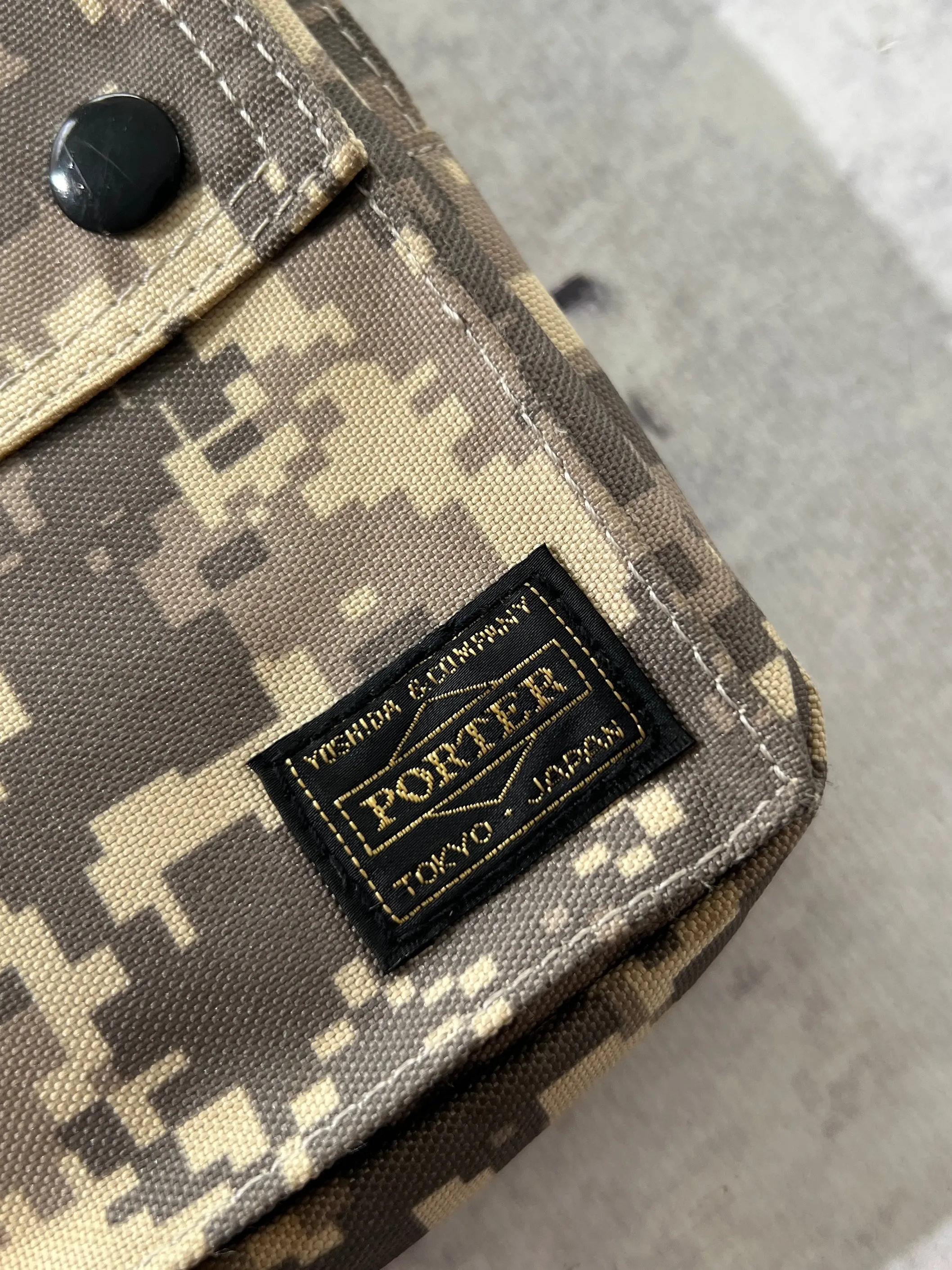 Porter Yoshida & Co. digi camo pouch / shoulder bag (one size)