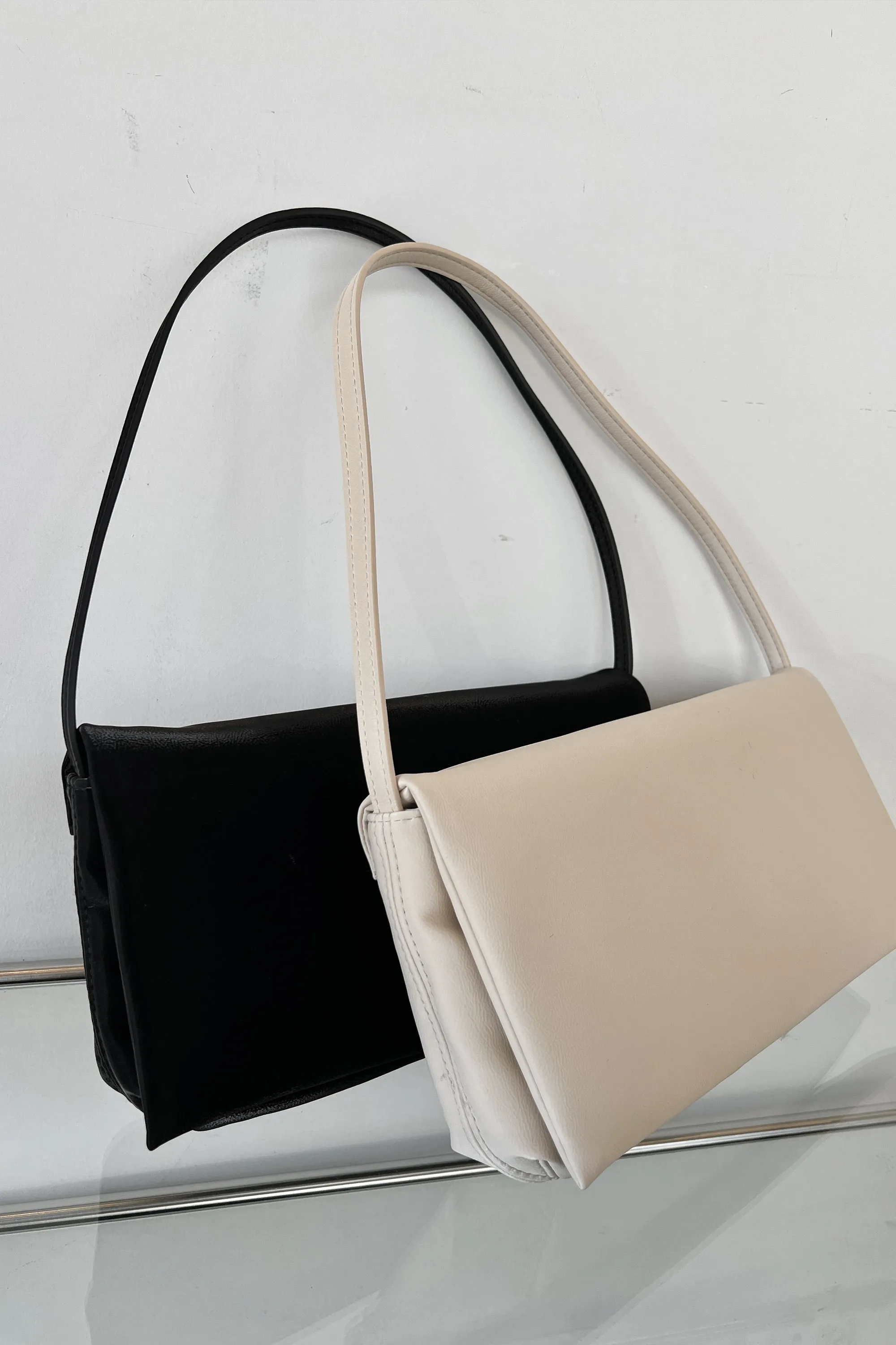 PUFFY NYLON SHOULDER BAG