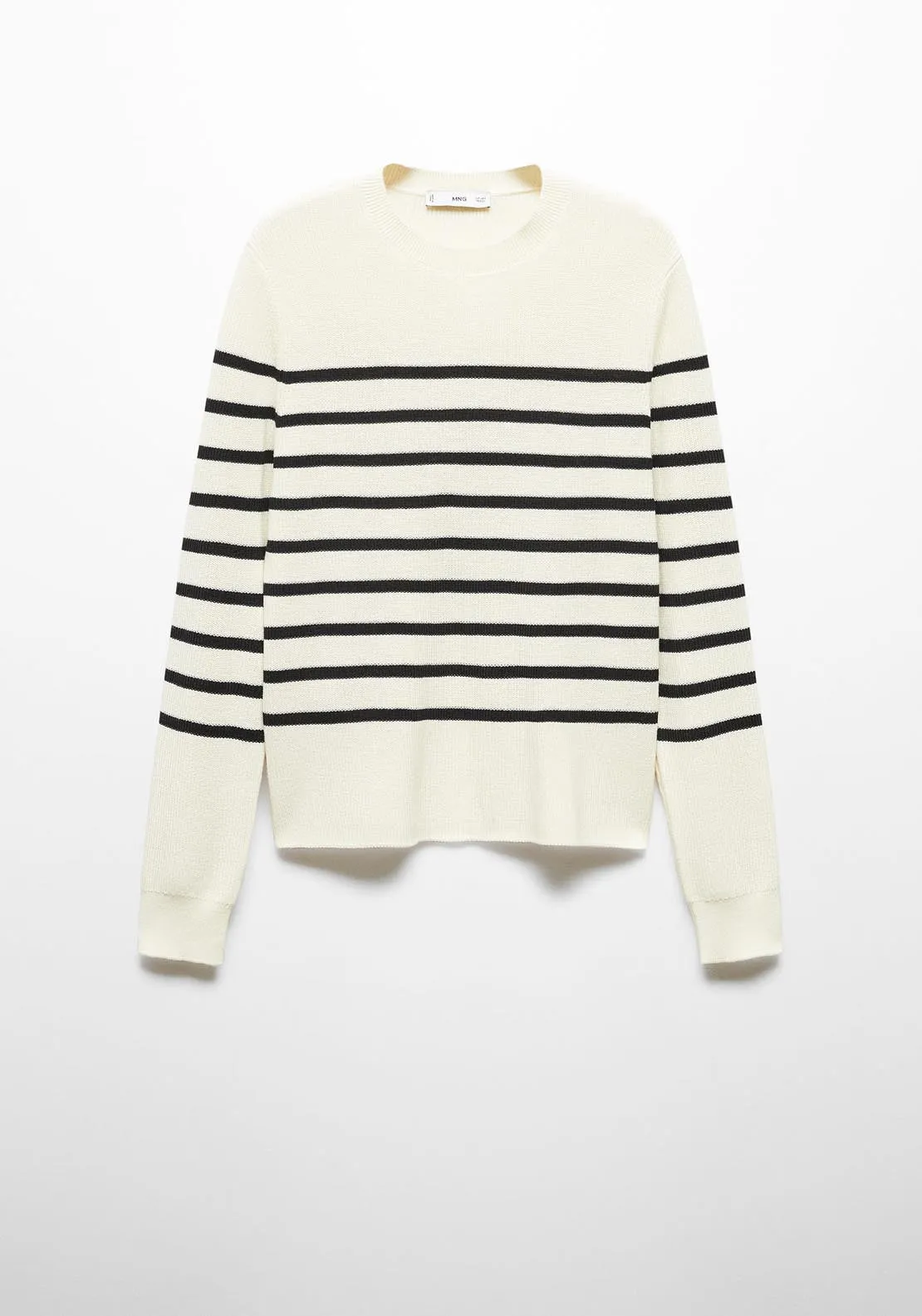 Roundneck knitted sweater