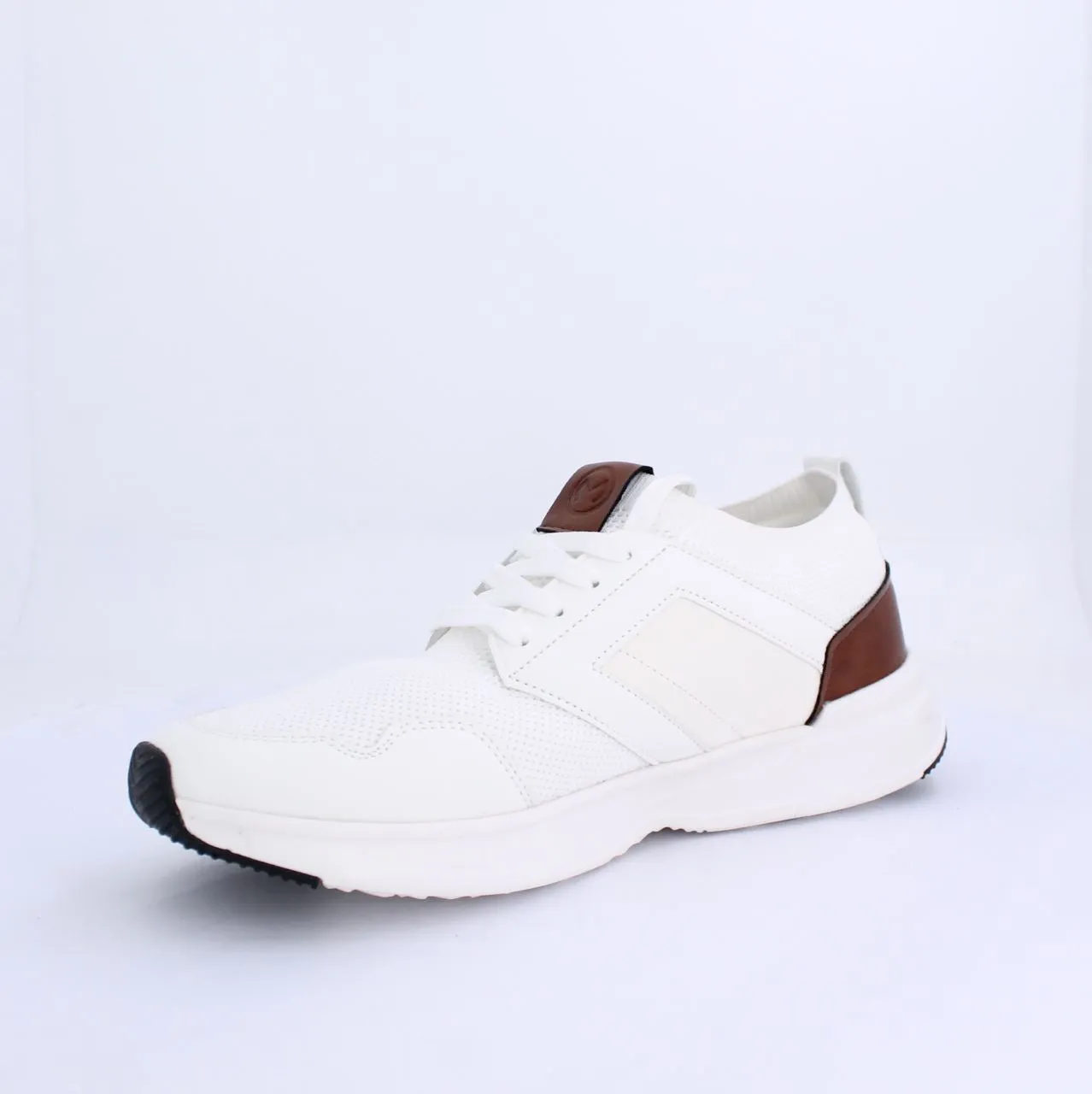 SIRIUS MENS LACEUP TRAINERS- WHITE