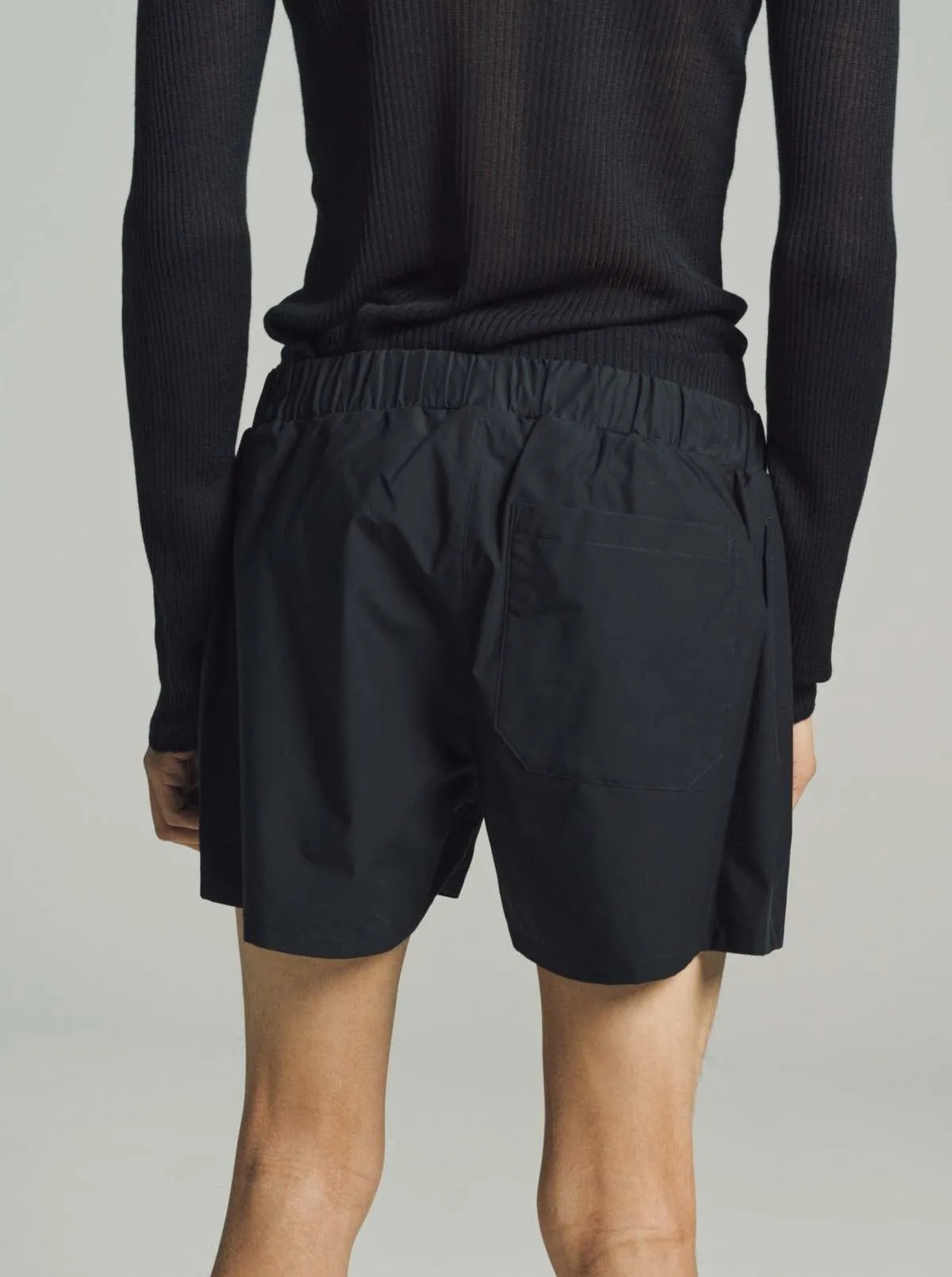 Waxed Cotton Short - Black